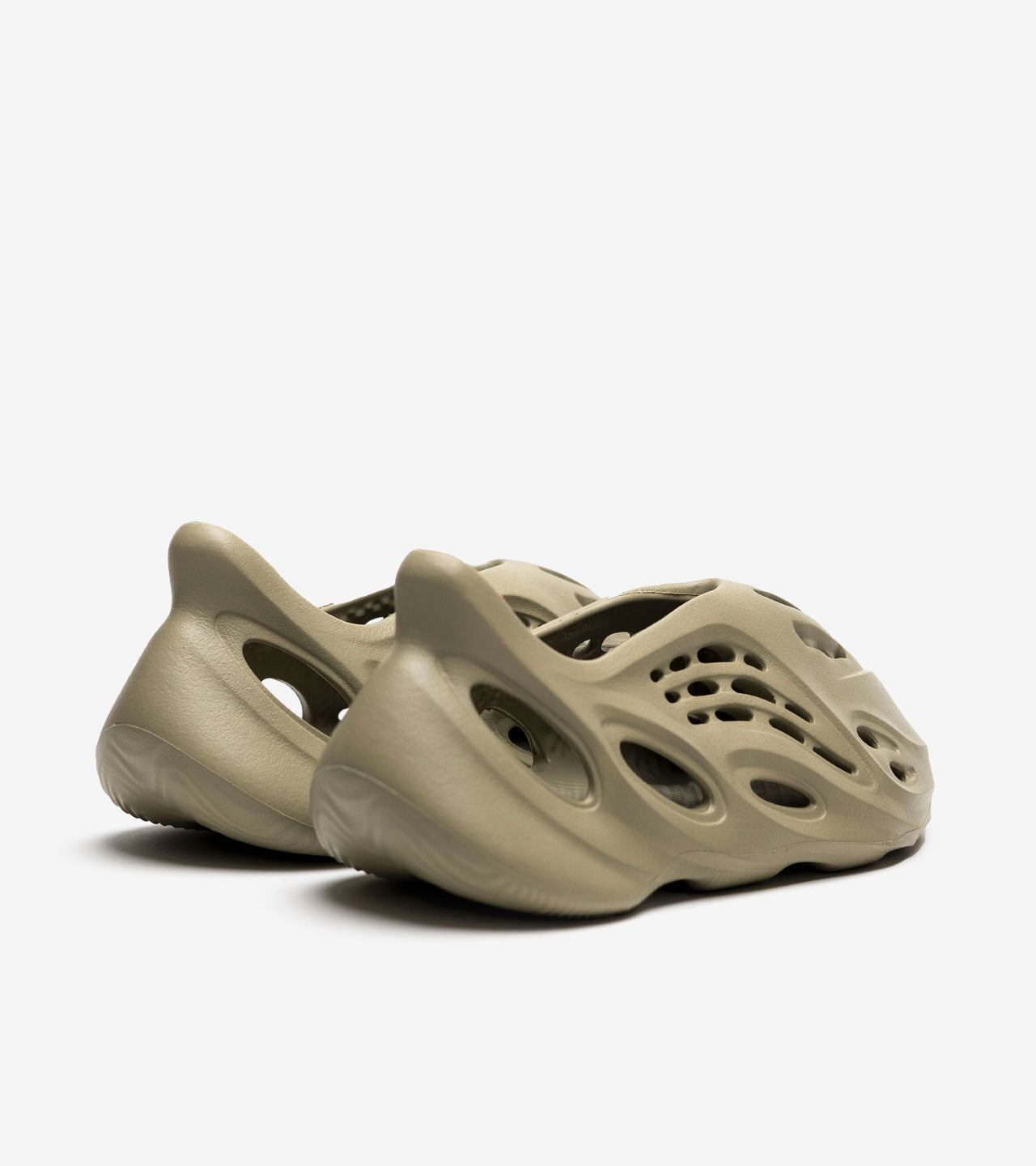 adidas Yeezy Foam RNR Stone Salt
